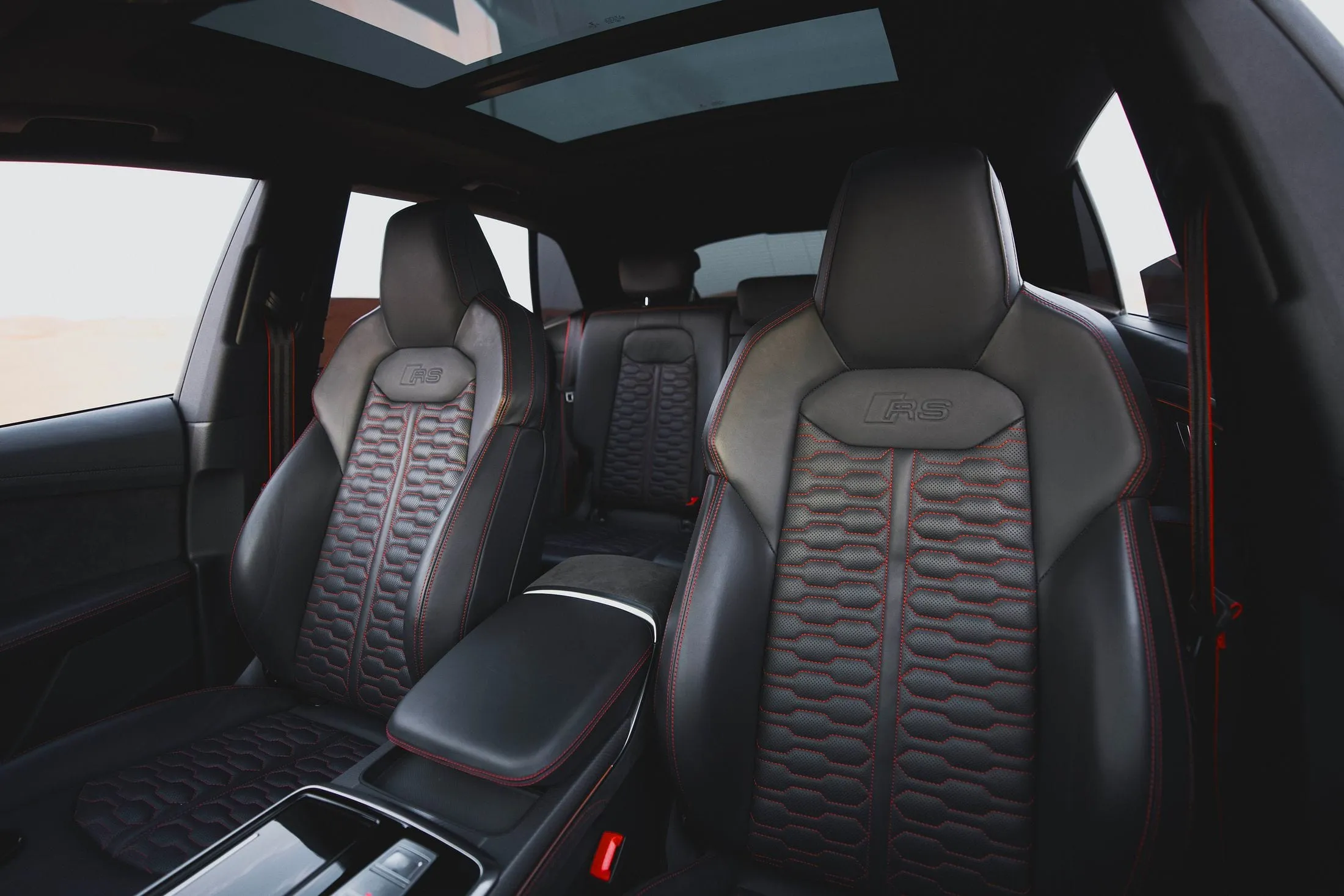 Audi RS6 — Asientos baquet — Audi RS6 Avant Performance (2024)